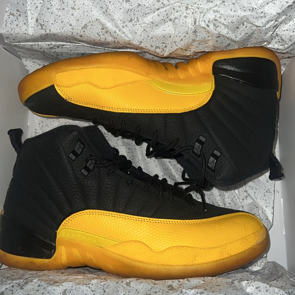 Jordan 12s black University ready to be picked $120